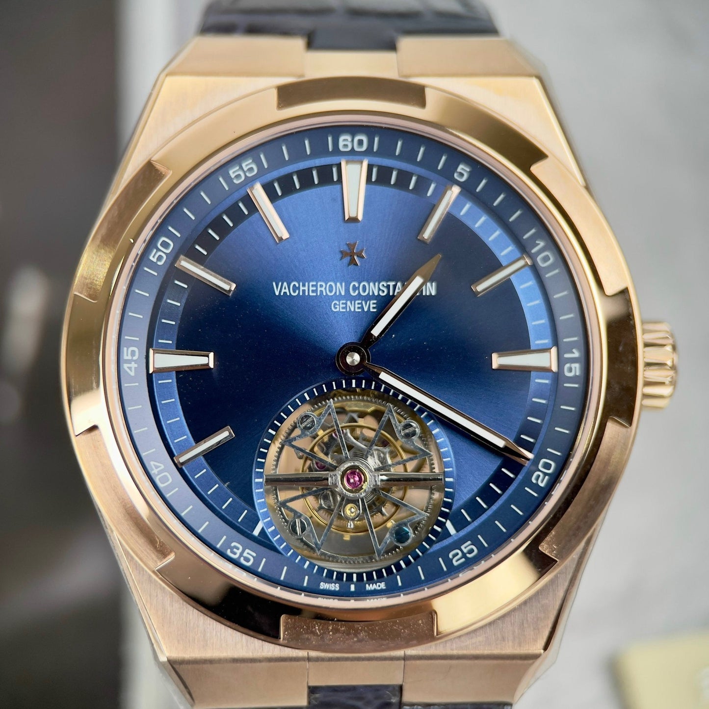 Vacheron Constantin Overseas Tourbillon 6000V/110R-B733 1:1 Best Edition BBR Cinturino blu di fabbrica