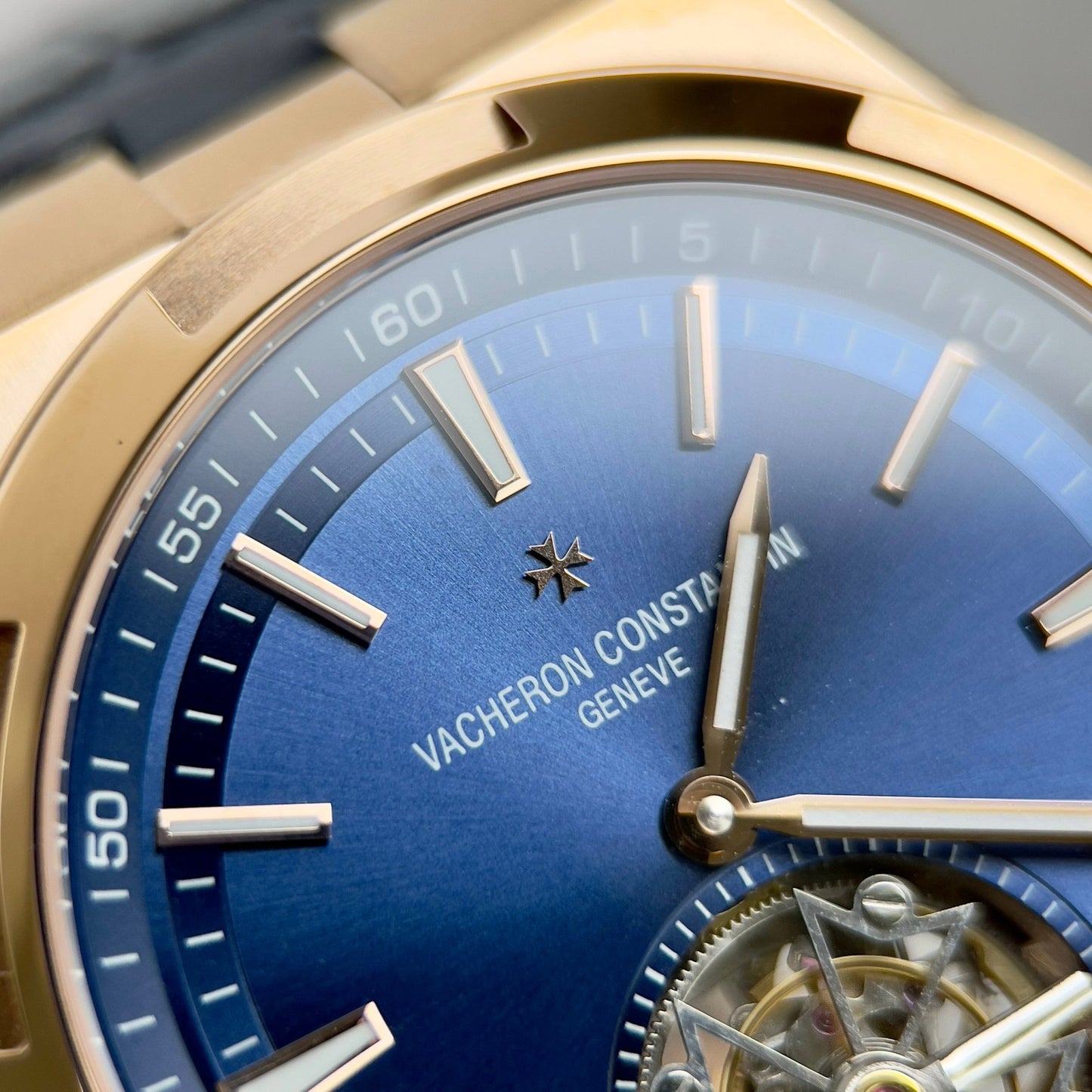 Vacheron Constantin Overseas Tourbillon 6000V/110R-B733 1:1 Best Edition BBR Cinturino blu di fabbrica