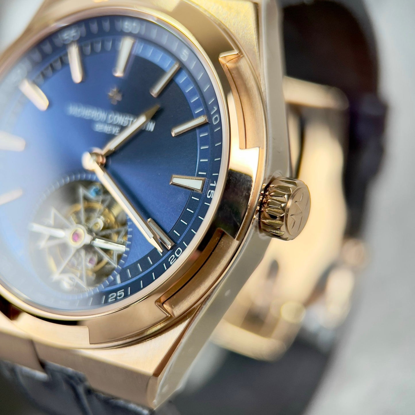 Vacheron Constantin Overseas Tourbillon 6000V/110R-B733 1:1 Best Edition BBR Cinturino blu di fabbrica